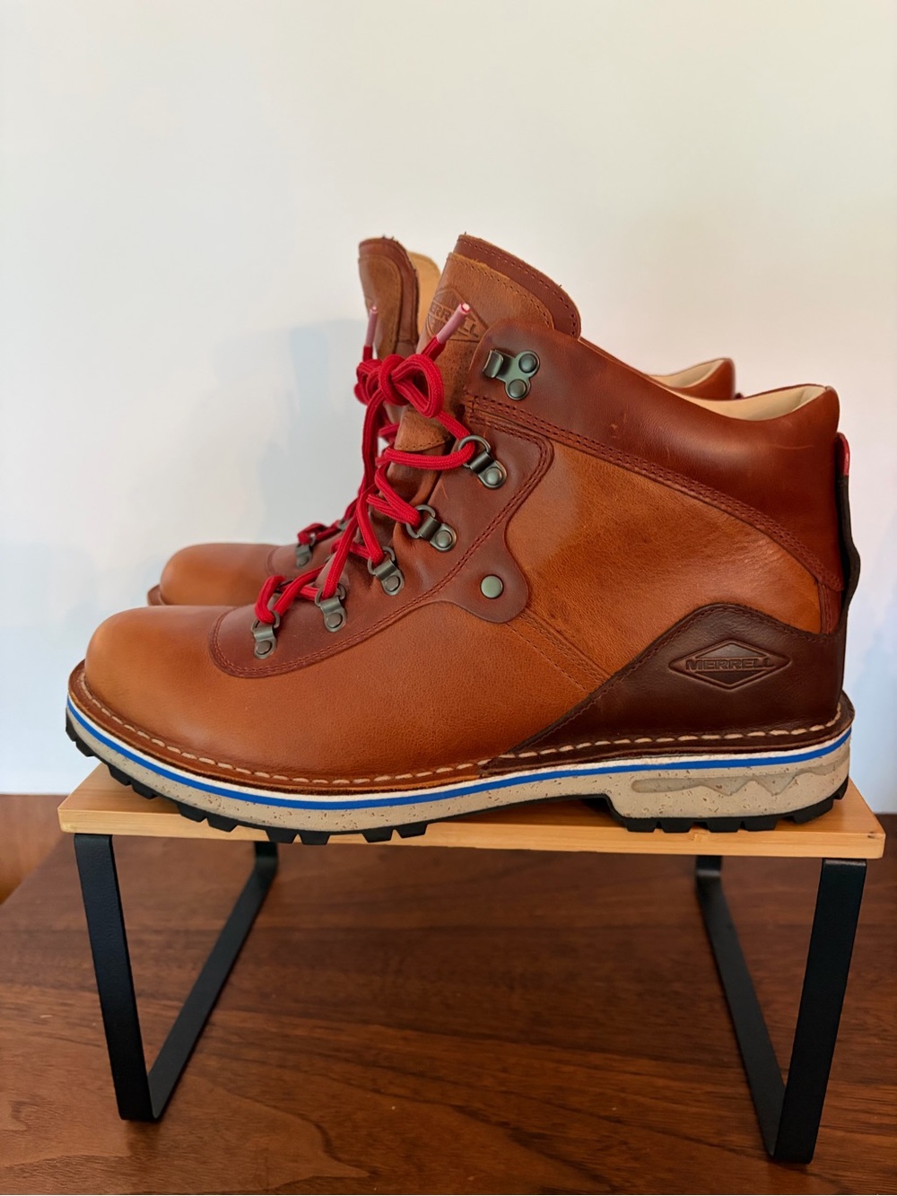 NWOT Waitsfield by Merrell Women’s Sz. 11 Brown Leather Waterproof Hiking Boots